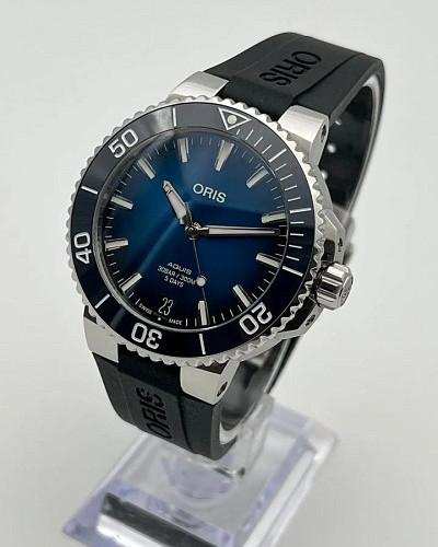 Oris Aquis Date Calibre 400 01 400 7769 4135-07 4 22 74FC